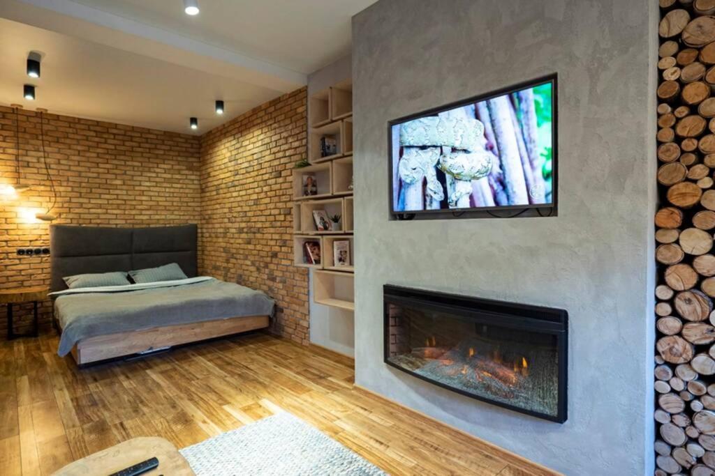 Loft Studio Near Smart Plaza Polytech, Center 키예프 외부 사진